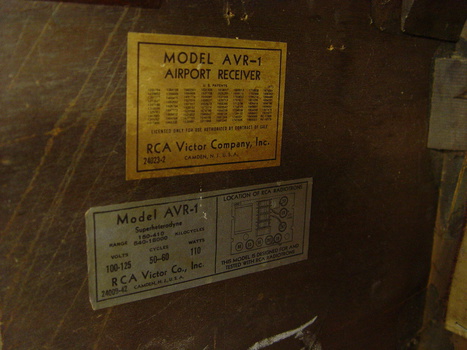 RCA AVR-1_2.jpg