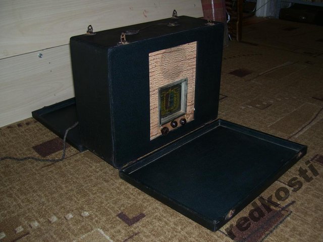 5198052936_1.jpg